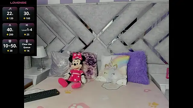 Kailyruiz online show from October 30, 11:30 am