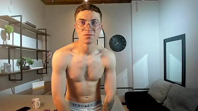 Lil James online show from May 20, 8:17 pm