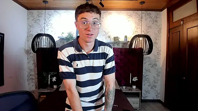 Lil James online show from May 6, 8:13 pm