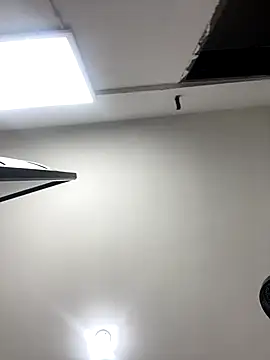 Snapshot of NataliaaMiller_ chatting on December 15, 11:16 am NataliaaMiller online show from December 15, 11:16 am