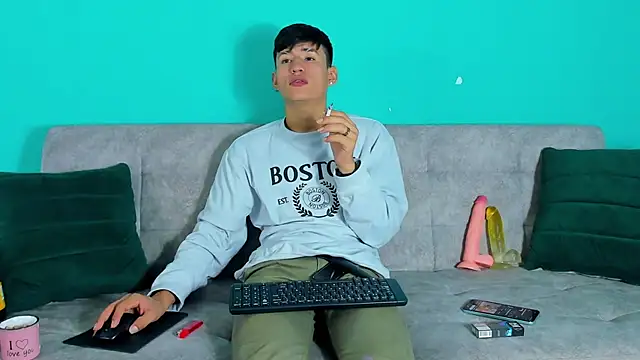 Nicolas Torres  online show from November 13, 3:10 am