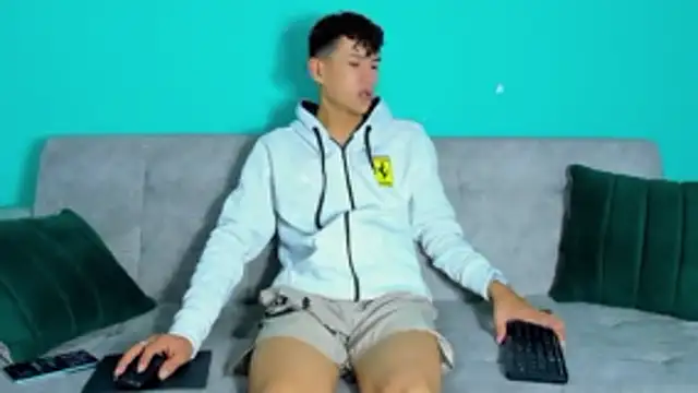 Nicolas Torres  online show from November 23, 5:17 am