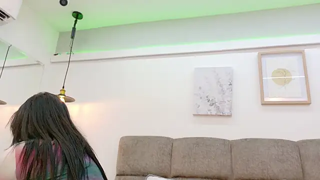 Snapshot of Emily_Baby20 chatting on February 24, 8:31 pm Emily Baby20 online show from February 24, 8:31 pm