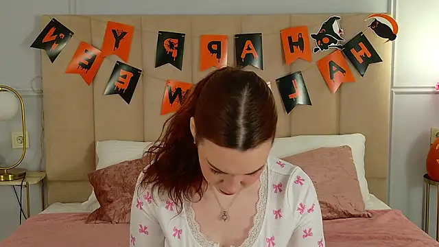 Snapshot of KoriPaul chatting on October 23, 5:11 pm KoriPaul online show from October 23, 5:11 pm