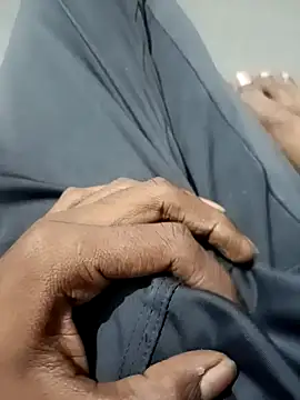 Snapshot of naveen_3222 chatting on October 23, 12:59 pm naveen 3222 online show from October 23, 12:59 pm