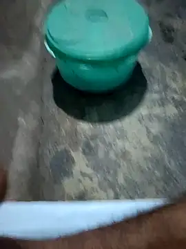 Snapshot of naveen_3222 chatting on November 23, 6:56 am naveen 3222 online show from November 23, 6:56 am