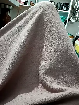 Snapshot of naveen_3222 chatting on November 10, 5:40 pm naveen 3222 online show from November 10, 5:40 pm