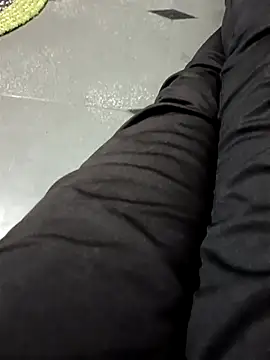 Snapshot of naveen_3222 chatting on October 31, 11:07 am naveen 3222 online show from October 31, 11:07 am