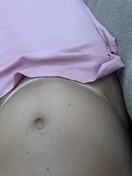 Snapshot of Rubia_divina7 chatting on July 12, 9:21 am Rubia divina7 online show from July 12, 9:21 am