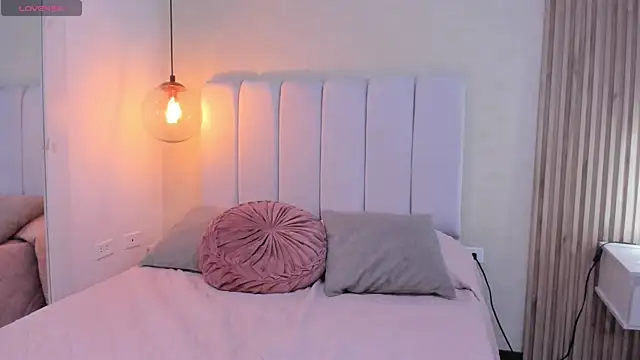 Scarletgod online show from April 16, 9:39 pm