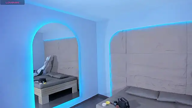 Snapshot of Viana_dior chatting on December 1, 10:10 pm Viana dior online show from December 1, 10:10 pm