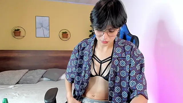 Snapshot of MartinnaGrecco chatting on November 20, 10:20 pm MartinnaGrecco online show from November 20, 10:20 pm