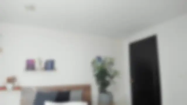 YariRose online show from April 13, 2:54 pm