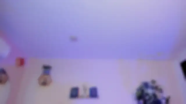 YariRose online show from May 29, 2:56 pm