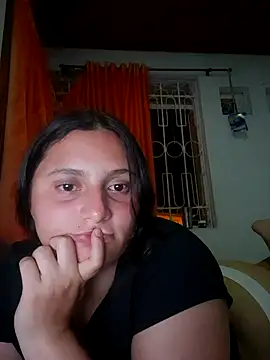 Layla Latina online show from January 13, 2:04 am