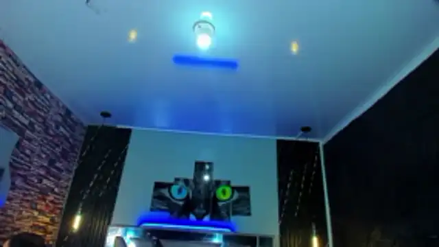 Snapshot of Jennfer_Winson chatting on November 22, 7:35 pm Jennfer Winson online show from November 22, 7:35 pm