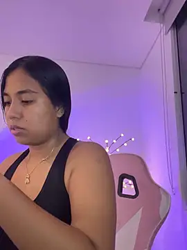 aly nicols online show from November 30, 1:28 am