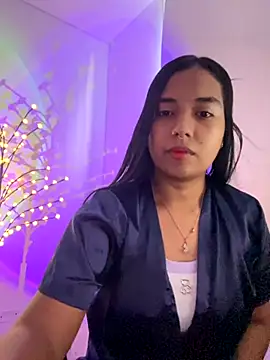 aly nicols online show from October 24, 10:09 pm