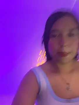 aly nicols online show from October 25, 8:53 pm