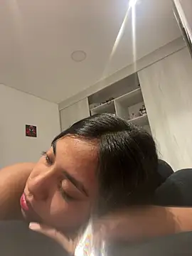 Snapshot of aly_nicols chatting on July 19, 5:38 am aly nicols online show from July 19, 5:38 am