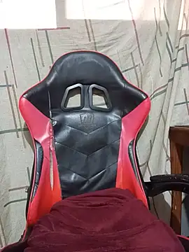 Snapshot of DevilDgrim chatting on July 16, 6:27 pm DevilDgrim online show from July 16, 6:27 pm
