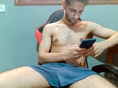 Snapshot of DevilDgrim chatting on July 8, 11:11 am DevilDgrim online show from July 8, 11:11 am