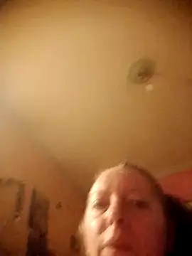Mairi702 online show from May 9, 5:05 pm