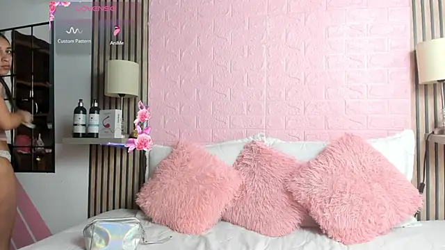 medussa sexi online show from January 9, 7:10 pm