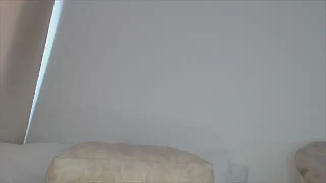 Trissa Benson online show from January 11, 2:35 pm