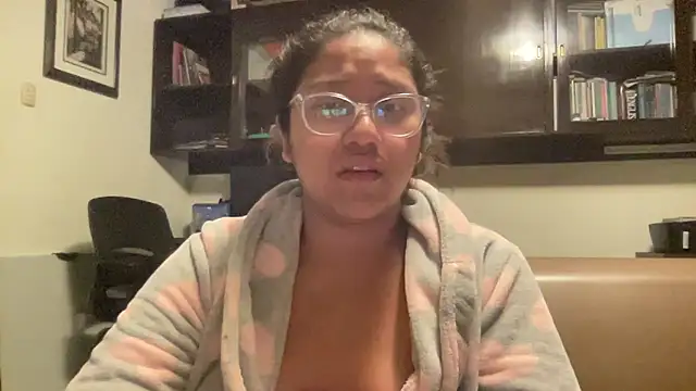 Kmiii21 online show from November 5, 1:31 am