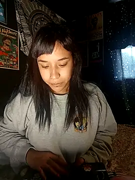 Snapshot of Isis_Bathory chatting on October 23, 12:15 pm Isis Bathory online show from October 23, 12:15 pm