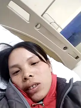 Snapshot of rickkis2k chatting on December 2, 3:58 pm rickkis2k online show from December 2, 3:58 pm