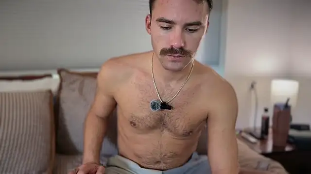 Snapshot of bobbyatx chatting on November 8, 7:50 pm bobbyatx online show from November 8, 7:50 pm