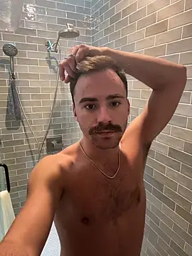 Snapshot of bobbyatx chatting on November 7, 11:19 pm bobbyatx online show from November 7, 11:19 pm