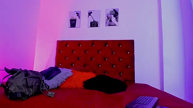 kittymonroe1 online show from February 21, 5:59 pm