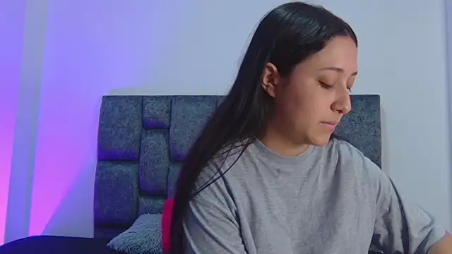 kittymonroe1 online show from December 18, 5:06 pm