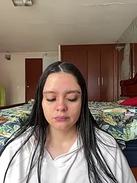 Selena Roa online show from May 16, 12:48 pm