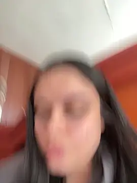 Selena Roa online show from April 1, 5:10 pm