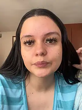 Selena Roa online show from May 15, 3:54 pm