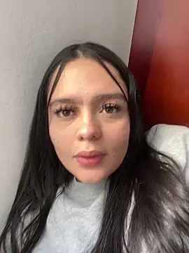 Selena Roa online show from April 14, 2:44 pm