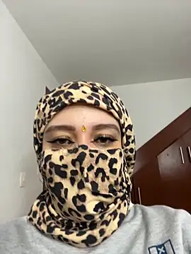 Snapshot of Selena_Roa chatting on November 27, 2:39 pm Selena Roa online show from November 27, 2:39 pm