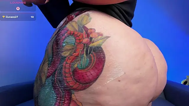 miah storm online show from March 31, 4:47 am