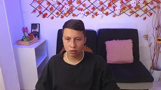 Martin West online show from October 23, 11:47 pm