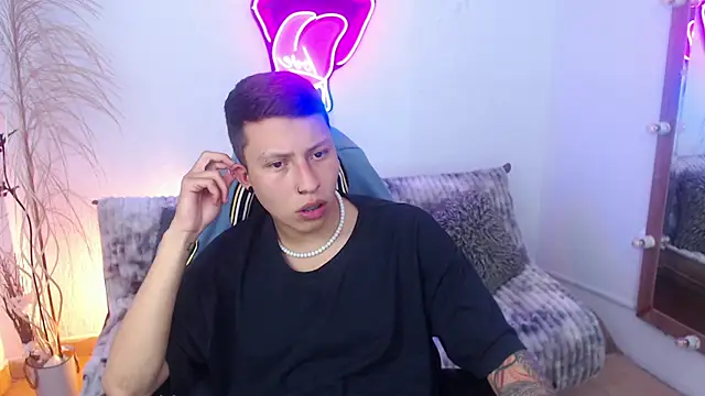 Martin West online show from October 22, 11:58 pm