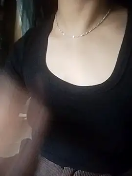 Emili68 online show from October 27, 11:33 am