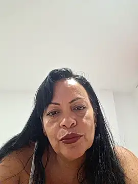 viviana-sexi online show from May 27, 2:41 am
