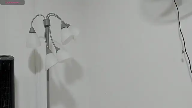 mirandaduboiss online show from April 4, 1:06 pm