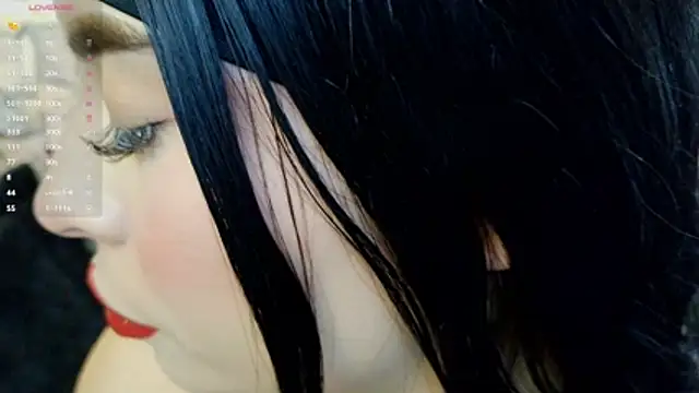 Snapshot of mia_roux1 chatting on November 29, 11:27 pm mia roux1 online show from November 29, 11:27 pm