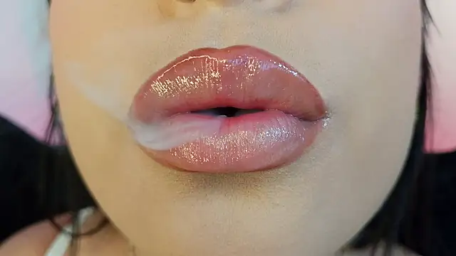 mia roux1 online show from April 25, 11:57 pm