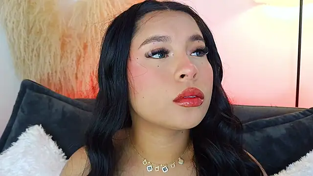 mia roux1 online show from March 21, 5:17 pm